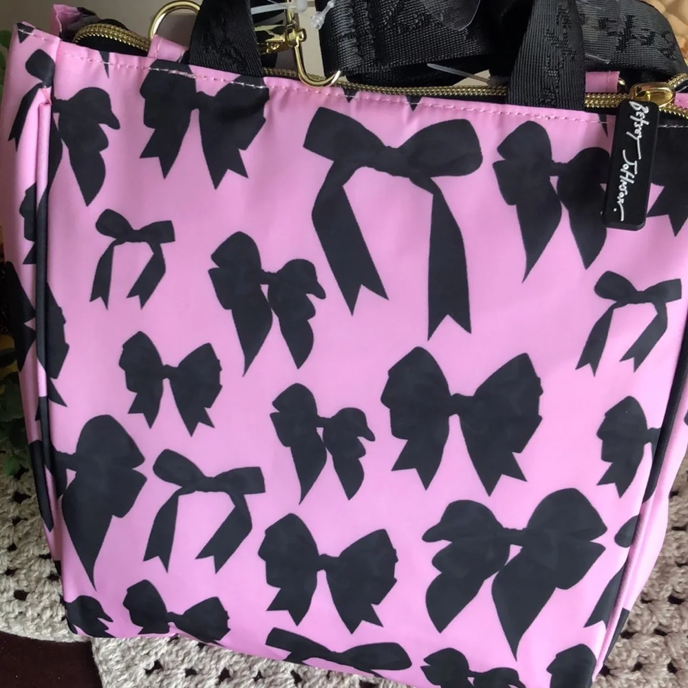 Betsey Johnson Pink and Black Bow Insulated Lunch Tote Bag
